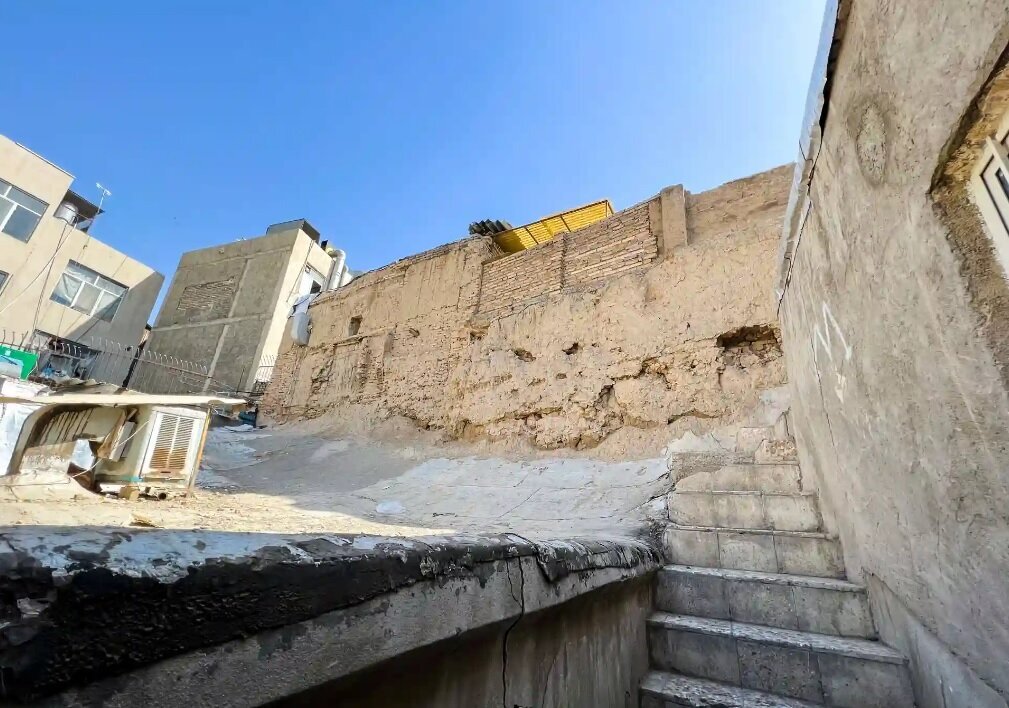 دیوار ۵۰۰ ساله پایتخت کجاست؟
