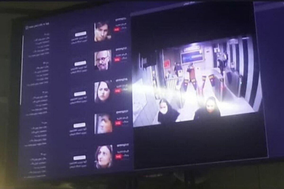اتفاق عجیب / نمایش آنلاین اطلاعات مسافران مترو در مانیتور ایستگاه