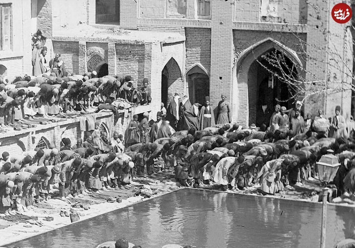 قدیمی‌ترین عکس از برگزاری نماز جمعه در ایران