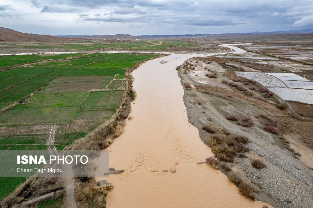 رودخانه قزل اوزن، طولانی ترین رودخانه غرب کشور(ایسنا)