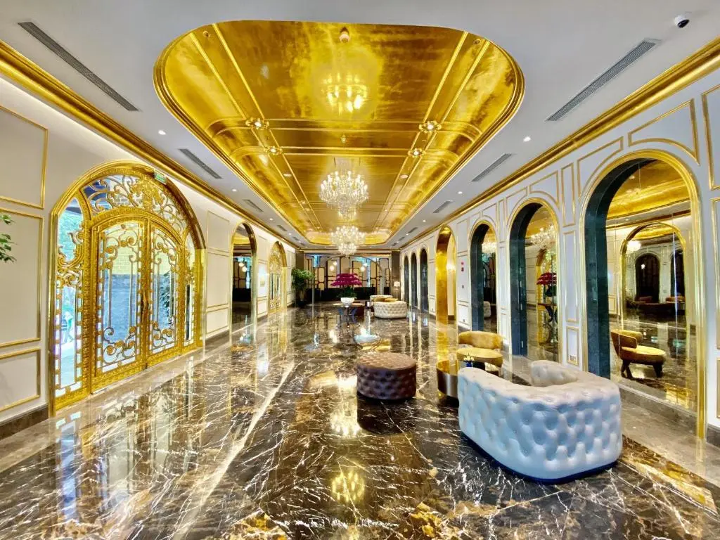 اولین «هتل طلایی» در جهان که در آن همه چیز با طلای ۲۴ عیار پوشیده شده است (روزیاتو)