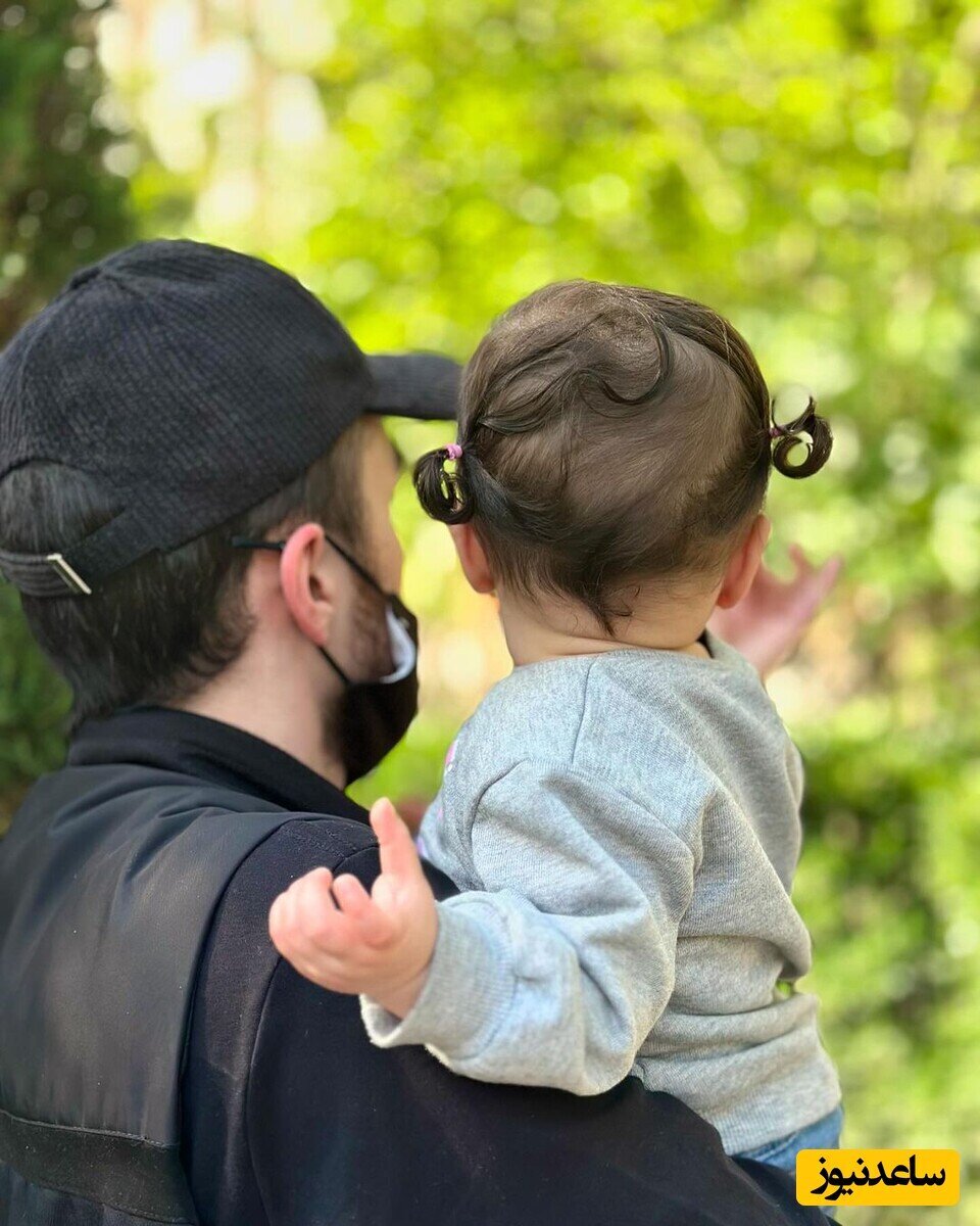 آغوش پدرانه سید احمد خمینی برای دخترش، «ایران»