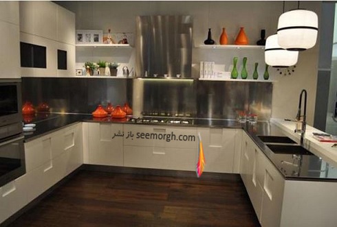 دکوراسیون آشپزخانه مدرن با دو رنگ سفید و مشکی (خبرفوری)