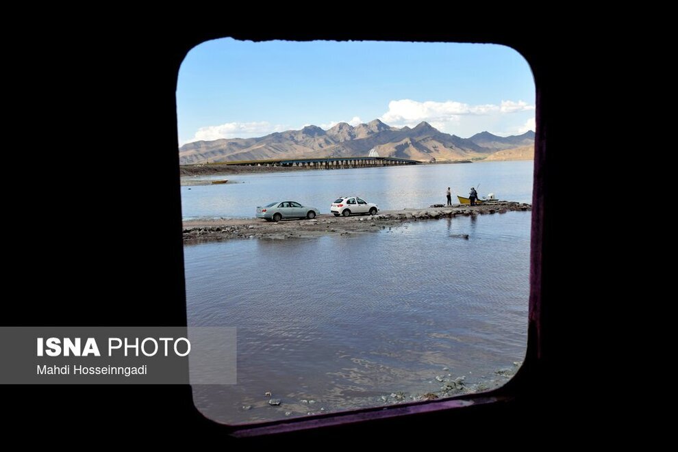 دریاچه ارومیه این روز‌ها حال خوبی دارد (ایسنا)