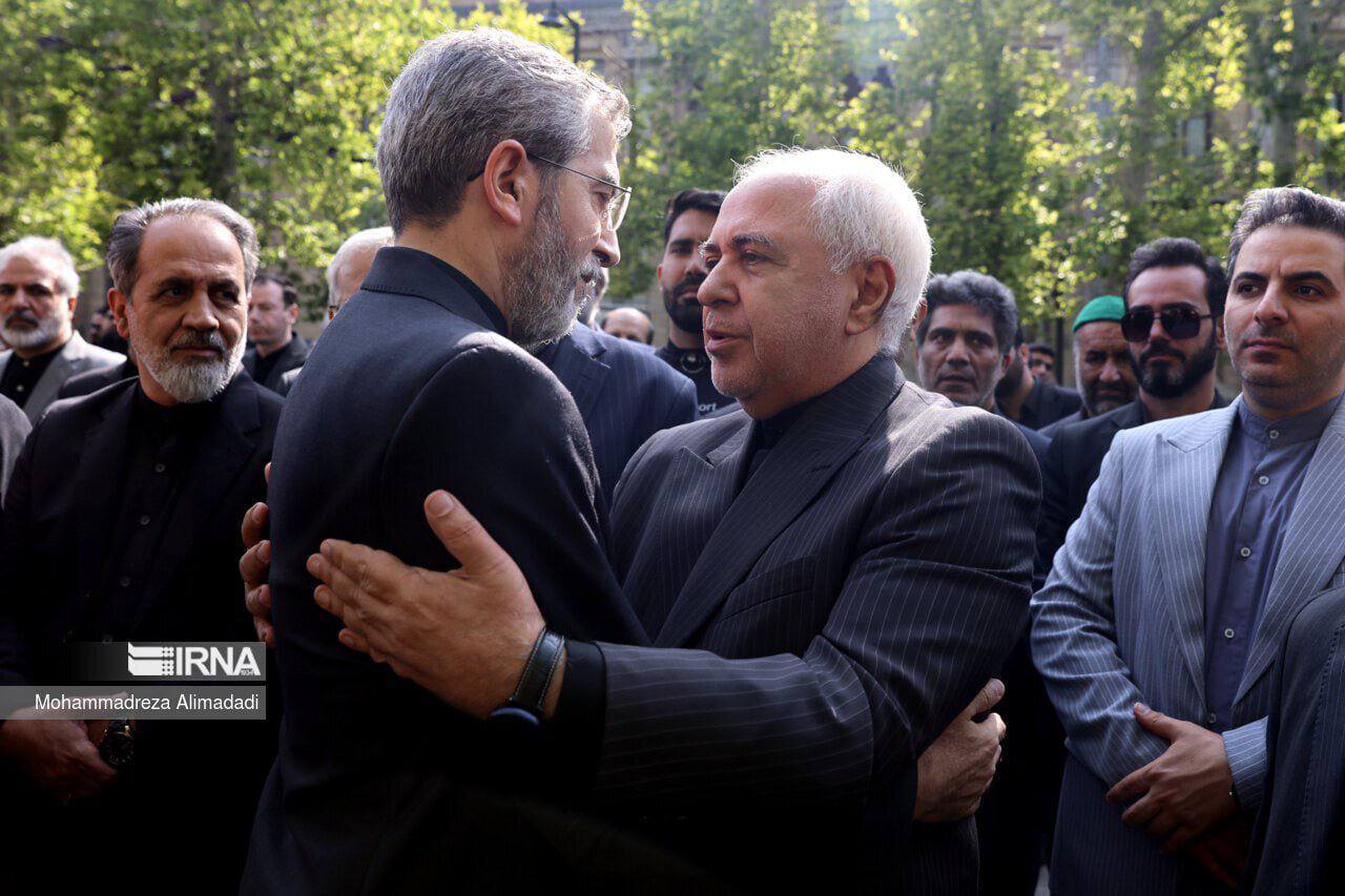عکس معنادار از حاشیه تشییع وزیر خارجه ایران