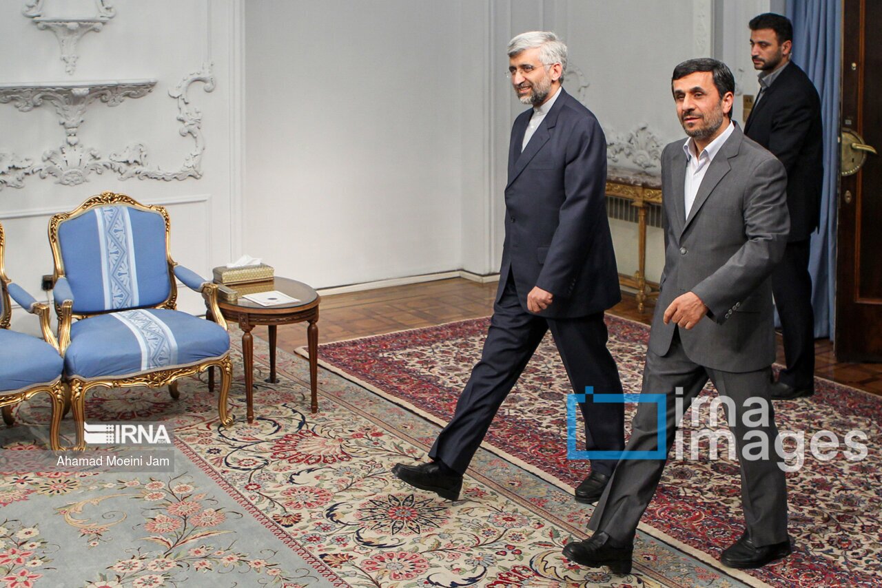 تصاویری از خوش‌وبش جلیلی با احمدی‌نژاد