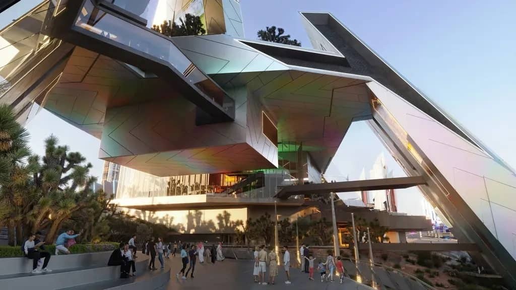 معماری یک مرکز هنری در عربستان به سبک فیلم‌های علمی تخیلی (چیدانه)