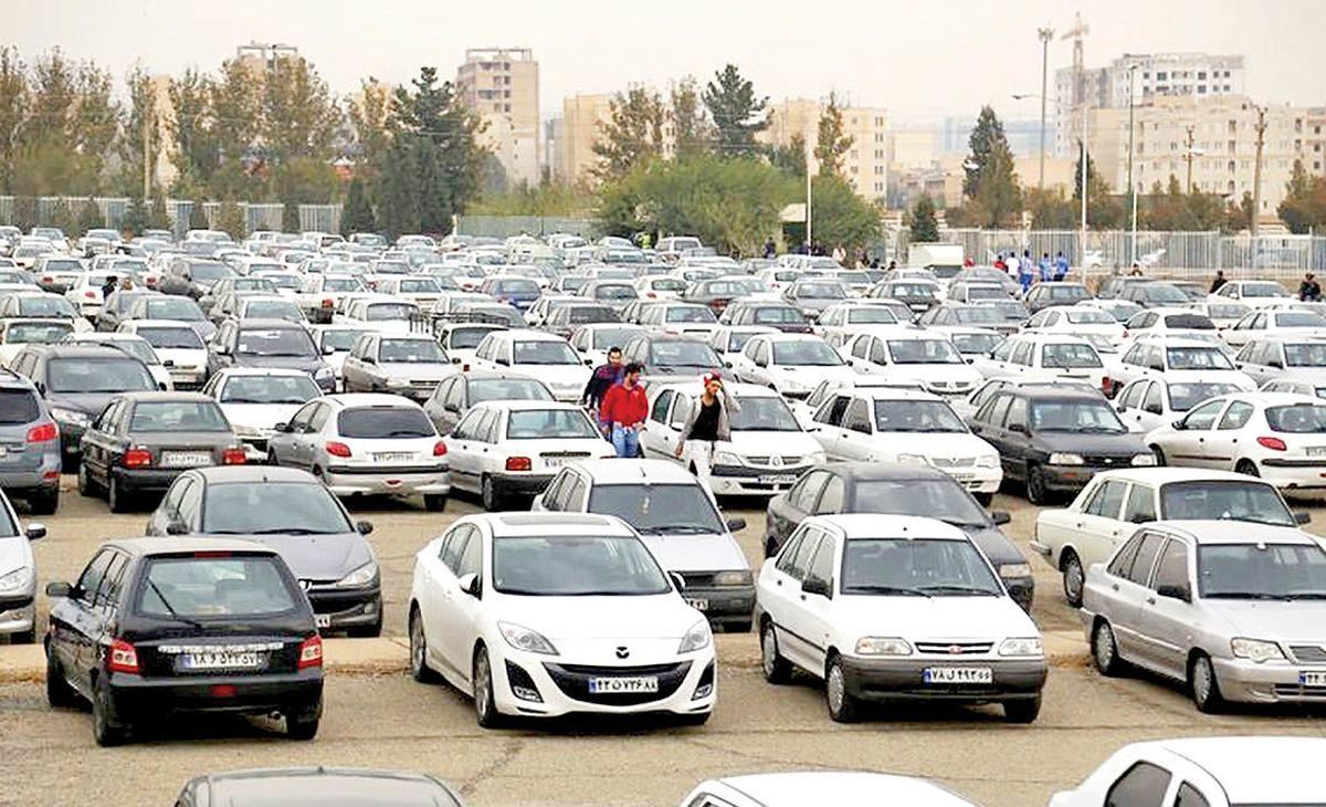 خرید خودرو برای خیلی از ایرانی‌ها آرزو شد