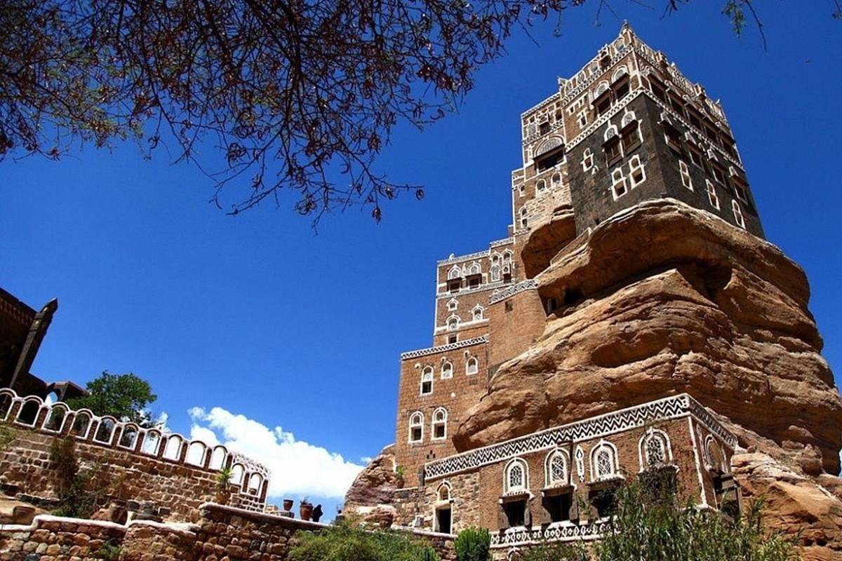 کاخ دار الحجر؛ نمونه‌ای منحصر به فرد از معماری یمنی (عصرایران)