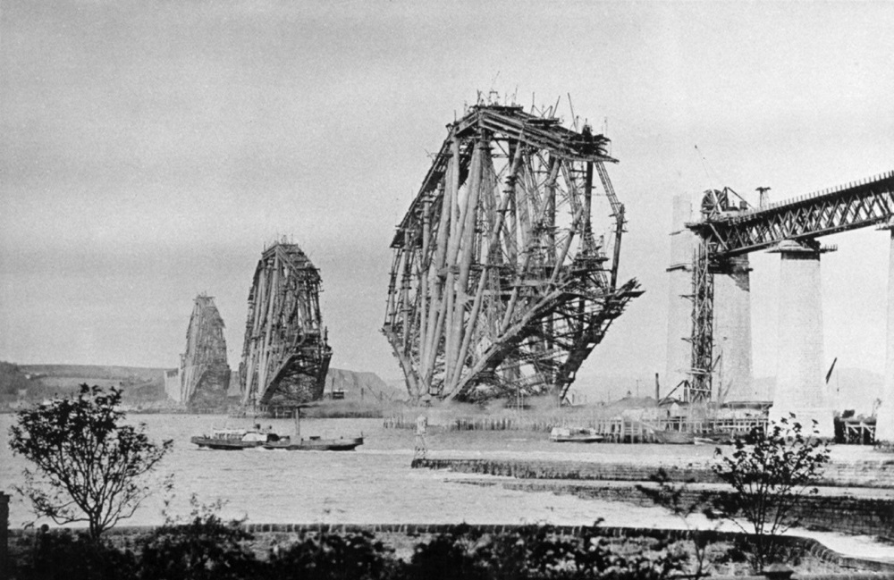 پل فورث؛ داستان یکی از معروف‌ترین پل‌های جهان/ از مرگ ۷۳ کارگر تا فیلم هیچکاک