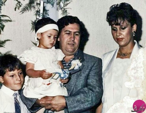 پابلو إسکوبار همراه همسرش ماریا ویکتوریا، پسرش جوآن پابلو و دخترش مانوئلا