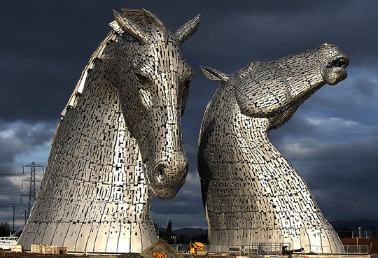 شیهه اسب، اسکاتلند